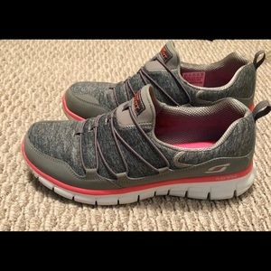 SKECHERS Memory Foam sneakers